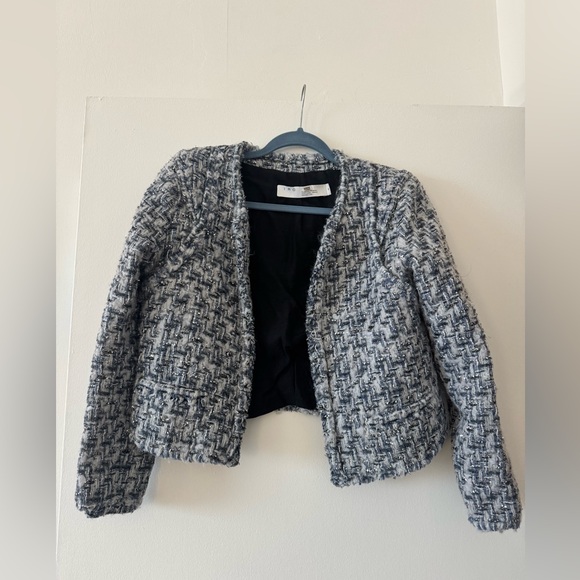 IRO Paris Disco Tweed Jacket in Light Blue/White/Silver Metallic. FR 40 / US 8 - Picture 5 of 7